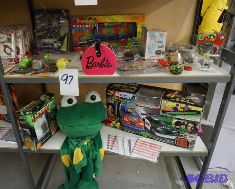 lot 97 image: 1 Lot of Assorted Toys and Games...