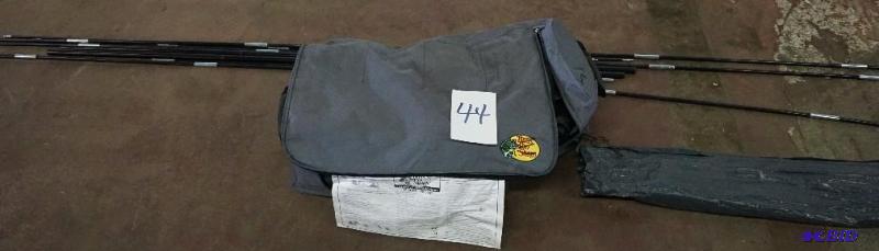 lot 44 image: Bass Pro Model 1656007 15 x 13 Family Tent ...