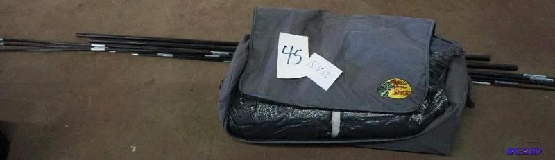 lot 45 image: Bass Pro Model 1656007 15 x 13 Family Tent ...