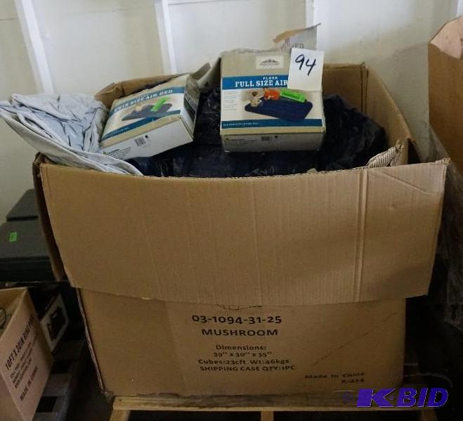 lot 94 image: 1 Large Pallet of Air Mattresses and Air Beds...