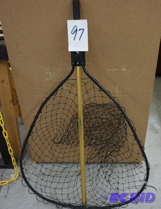 lot 97 image: Large Telescoping Fish Landing Net In Good Co...