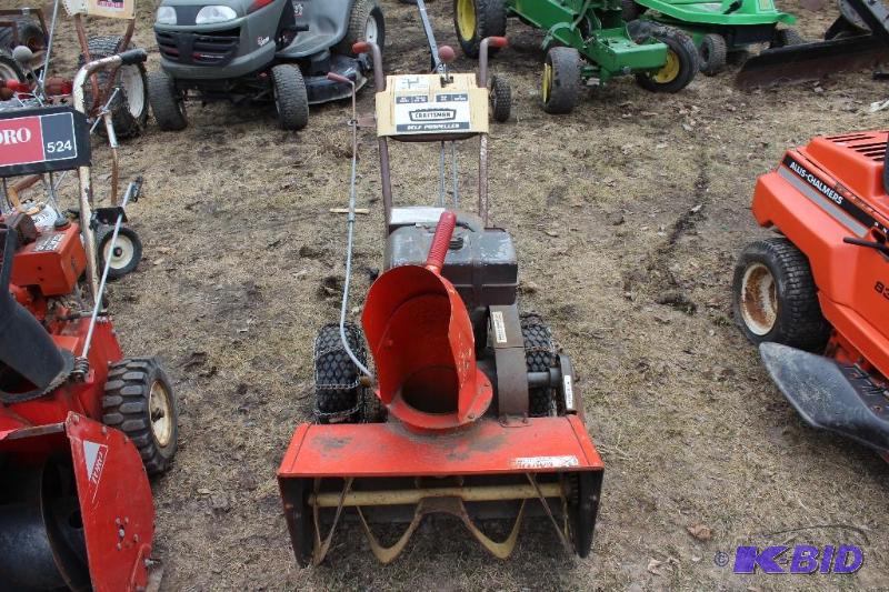 lot 16 image: Craftsman 6 HP Snow Blower