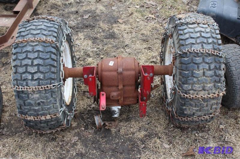 lot 24 image: Heavy Duty Axle