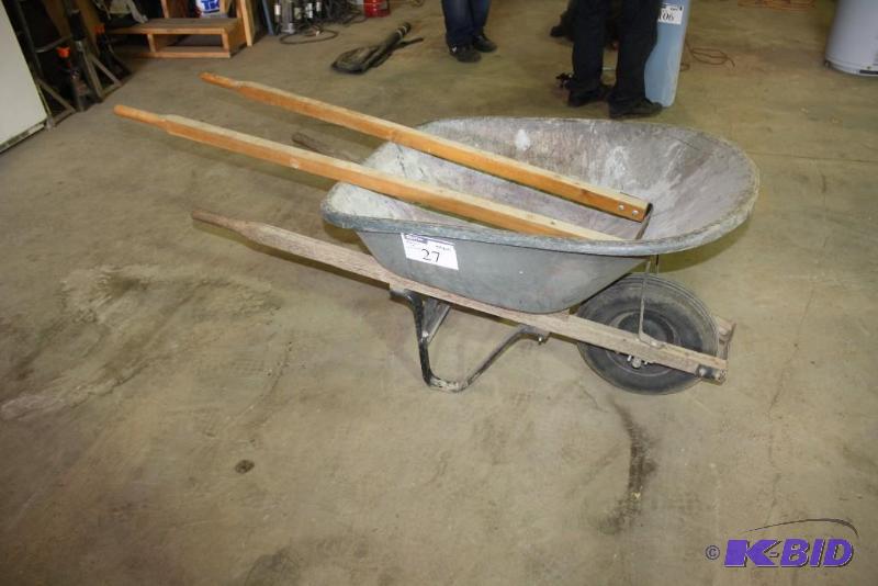 Wheelbarrow wExtra Handles.