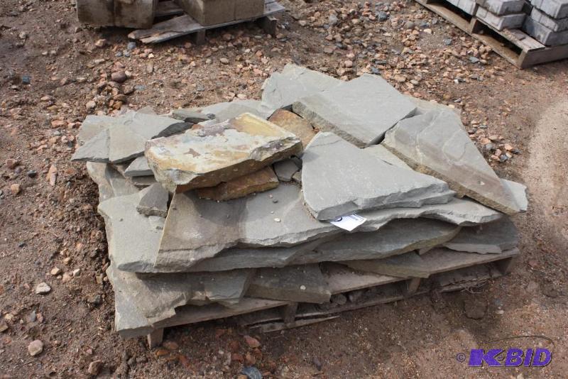 Pallet Lot of Various Sized & Shaped Flat Stone.