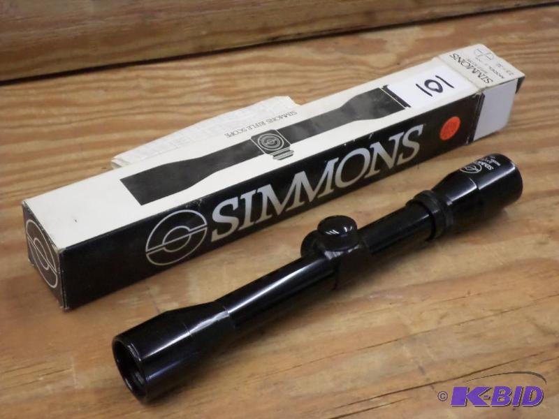 New Simmons 2.5x32mm Rifle Scope...