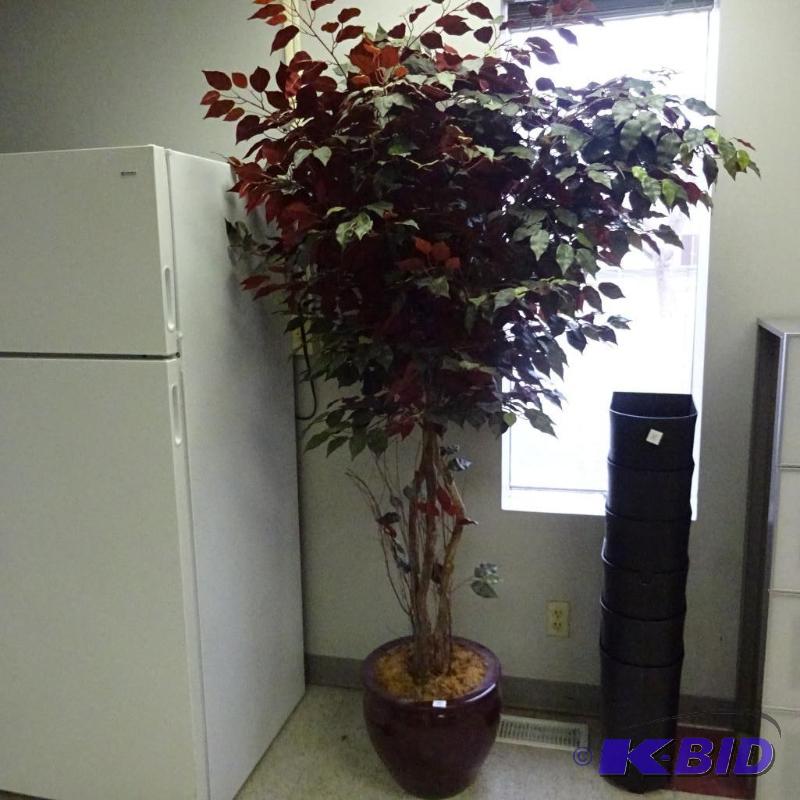80&quot Artificial Tree...