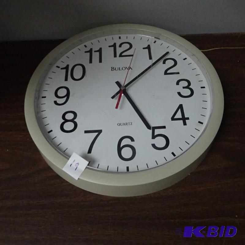 Bulova Battery Operated Wall Hanging Clock 14...