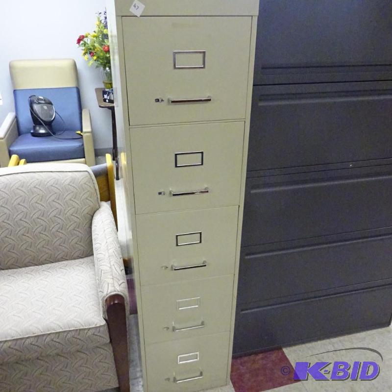 15&quot Metal 5 Drawer File Cabinet...
