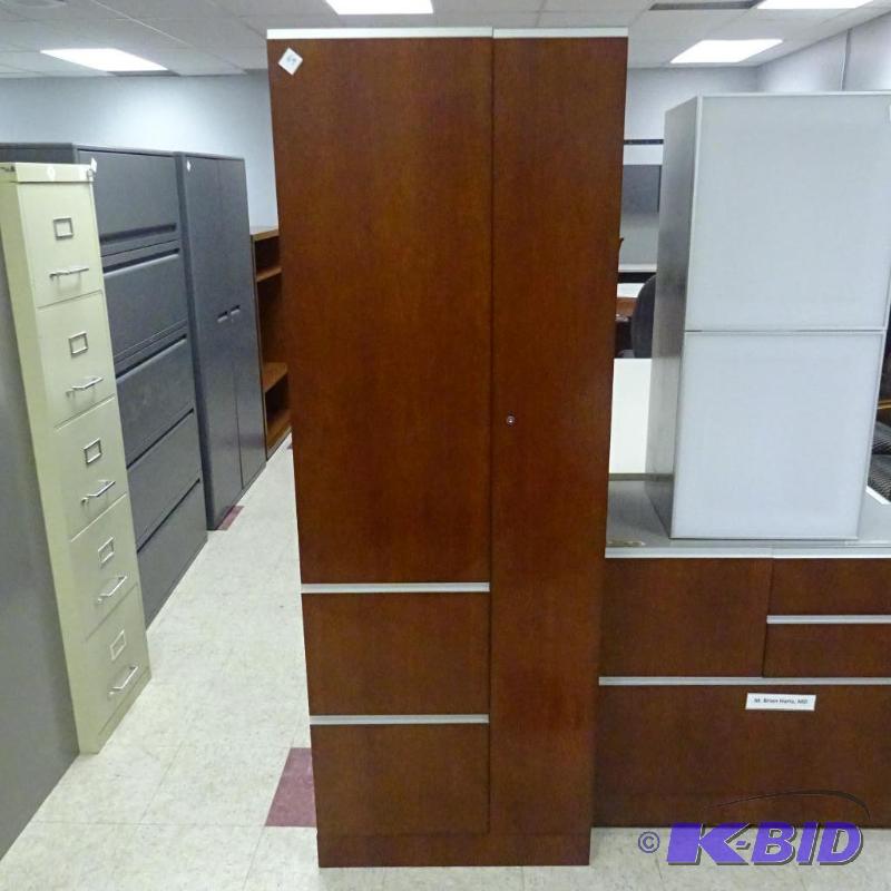 Personal Cabinet, 2 File Drawers hanging Clos...