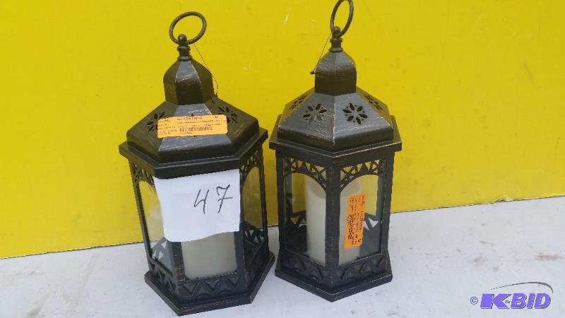 Lot of 2 Lantern
