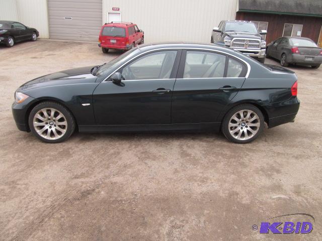 Year 2006 Make BMW Model 330 XI Mileage 1...
