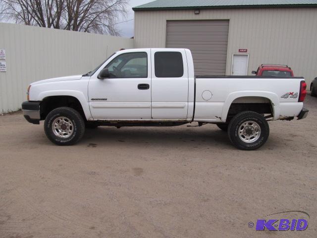 Year 2004 Make Chevrolet Model Silverado 2...