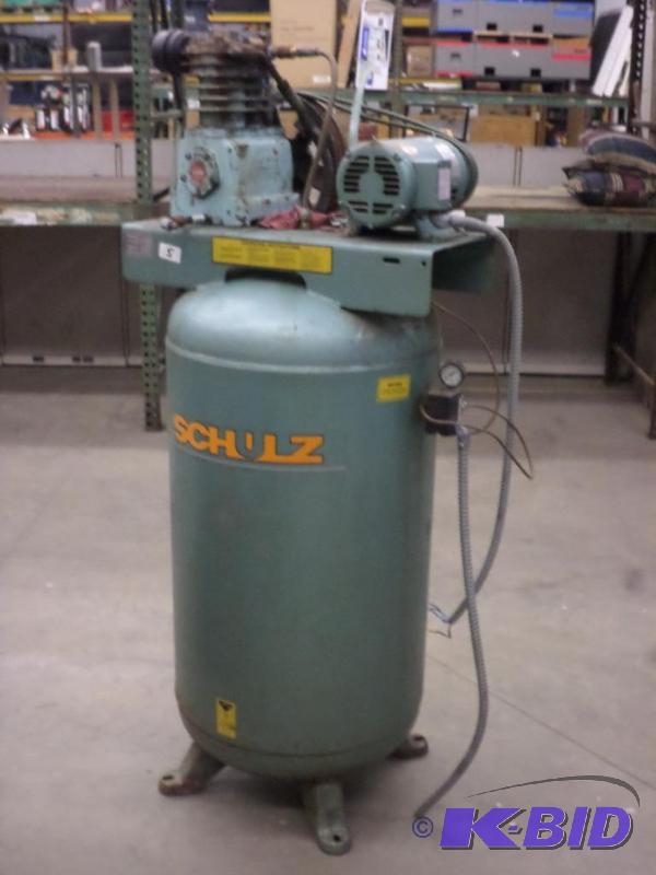 lot 5 image: Schulz Model SC430820-SGV3 Industrial Air Com...