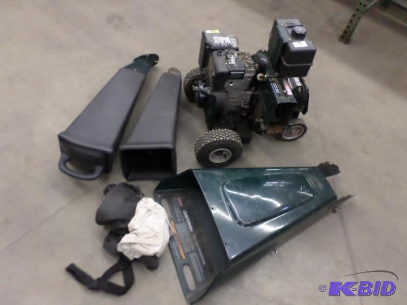 lot 6 image: Craftsman Gas-Powered ChipperShredder, Brigg...