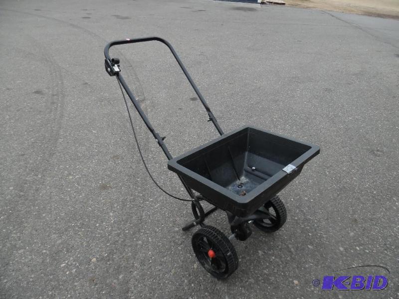 SeedFertilizer Spreader