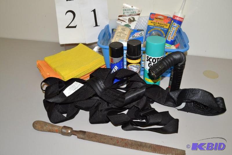 lot 21 image: Safety harness, chamois cloth, misc. garage items