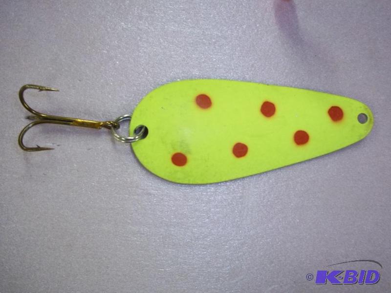 lot 156 image: Vintage Yellow spoon lure see photos for size...