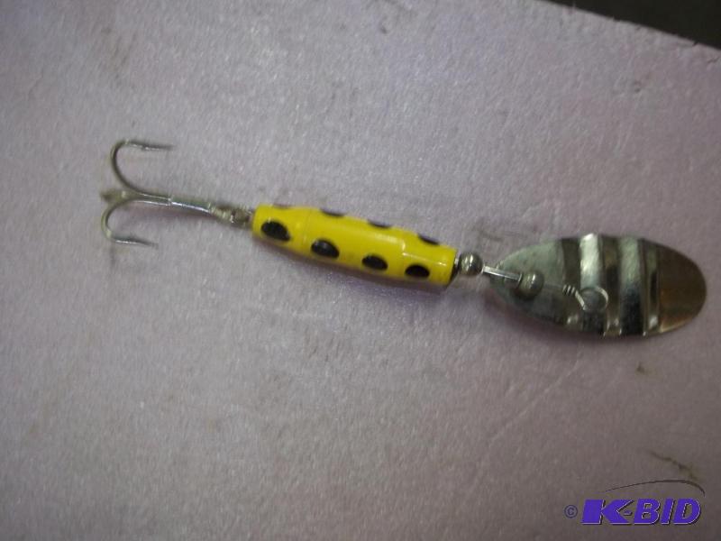 lot 171 image: Vintage Spinner lure see photos for size and ...