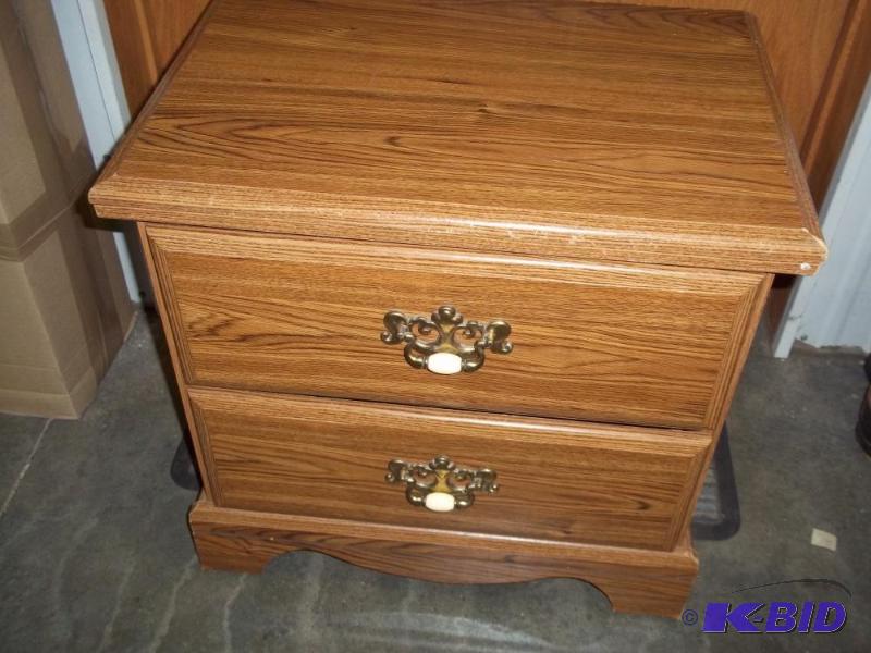 lot 18 image: 2 drawer wood nightstand...