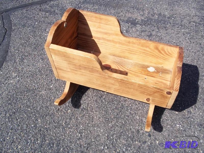 lot 185 image: Wood Doll Cradle...