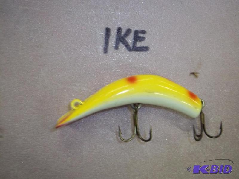 lot 46 image: Vintage Yellow Ike lure see photos for size a...