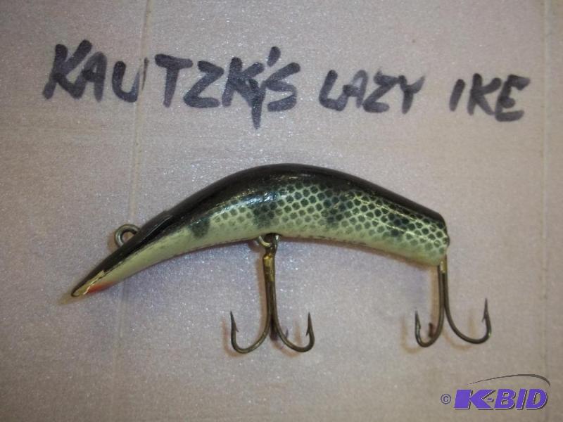 lot 47 image: Vintage Green Kautsks Lazy Ike lure see phot...