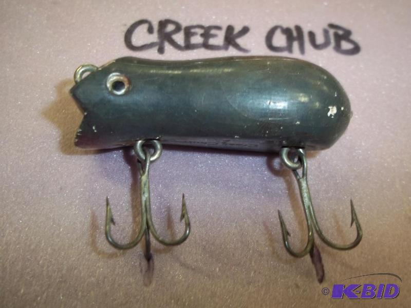 lot 70 image: Vintage Gray Creek Chub lure see photos for s...