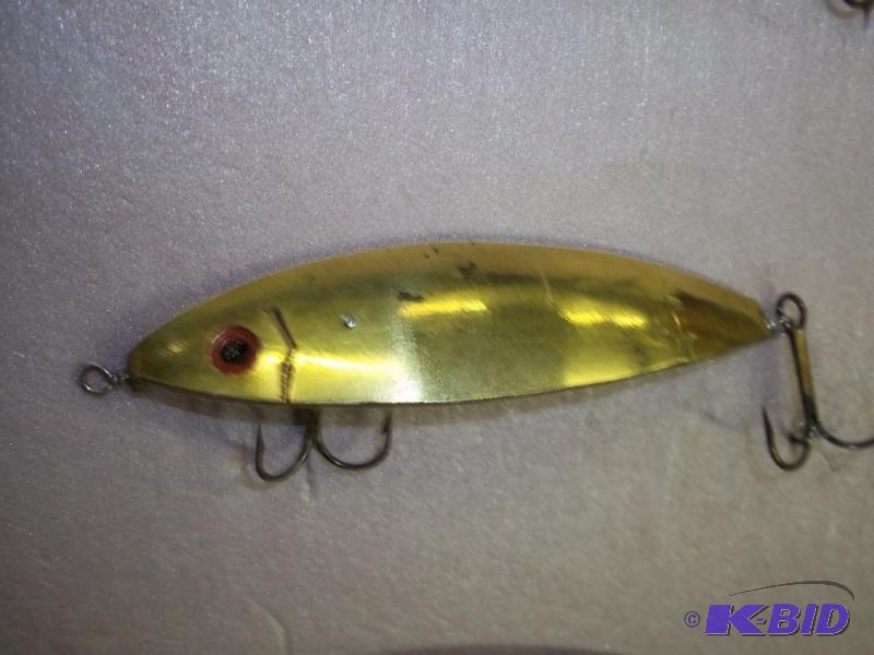 lot 90 image: Vintage Flash  Spoon lure see photos for siz...