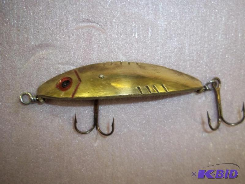 lot 93 image: Vintage Flash  Spoon lure see photos for siz...