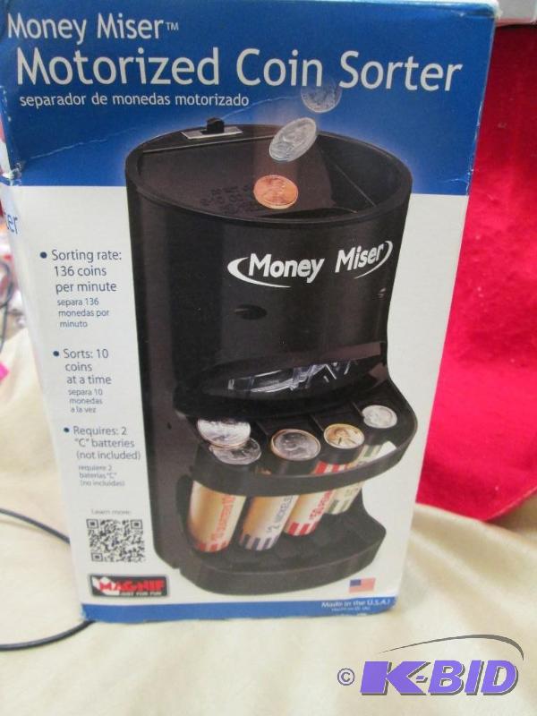 lot 114 image: Money Miser Motorized Coin sorter...