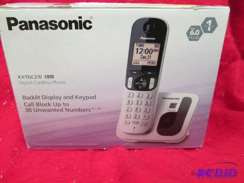 lot 152 image: Panasonic KX-TGC210 digital cordless phone Ba...