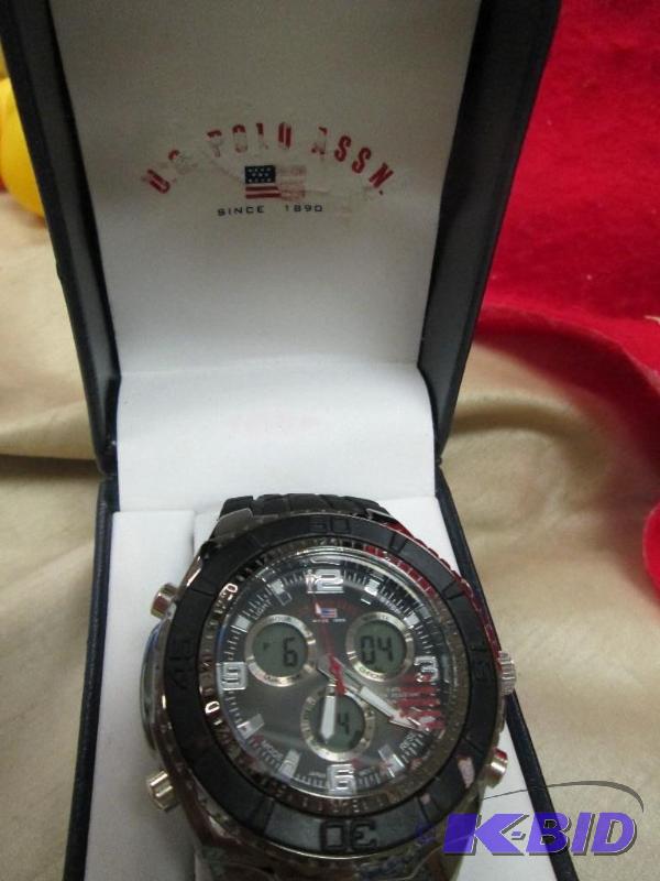 lot 167 image: U.S. Polo Assn mens watch...