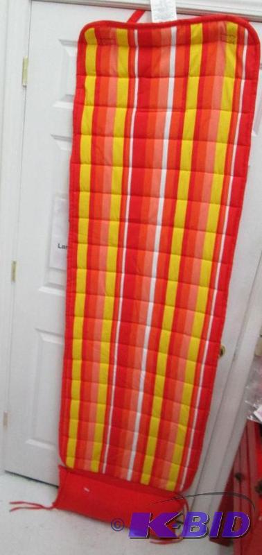 lot 17 image: rolled mat with pillow for lounge chair or be...