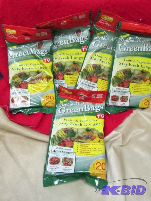 lot 188 image: Qty 5 Debbie Meyer green bags...