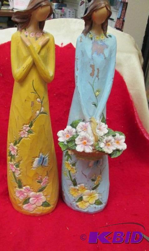 lot 212 image: Qty 2 wooden ladies...
