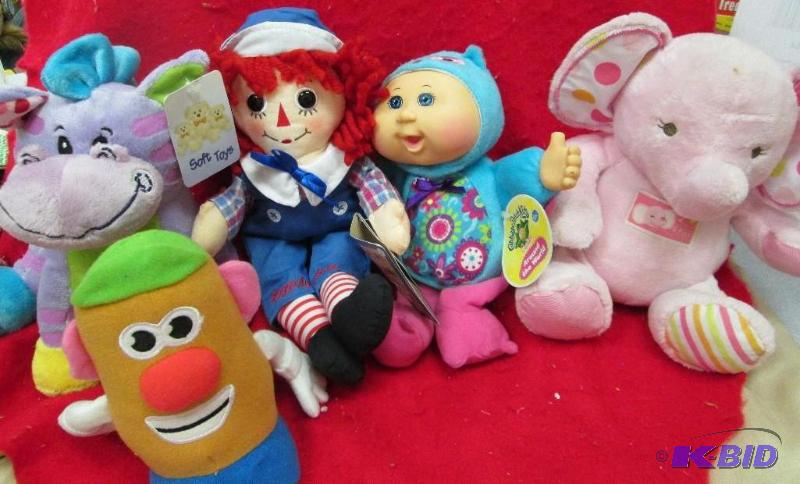 lot 253 image: Assortment of stuff animals Elephant suppose ...