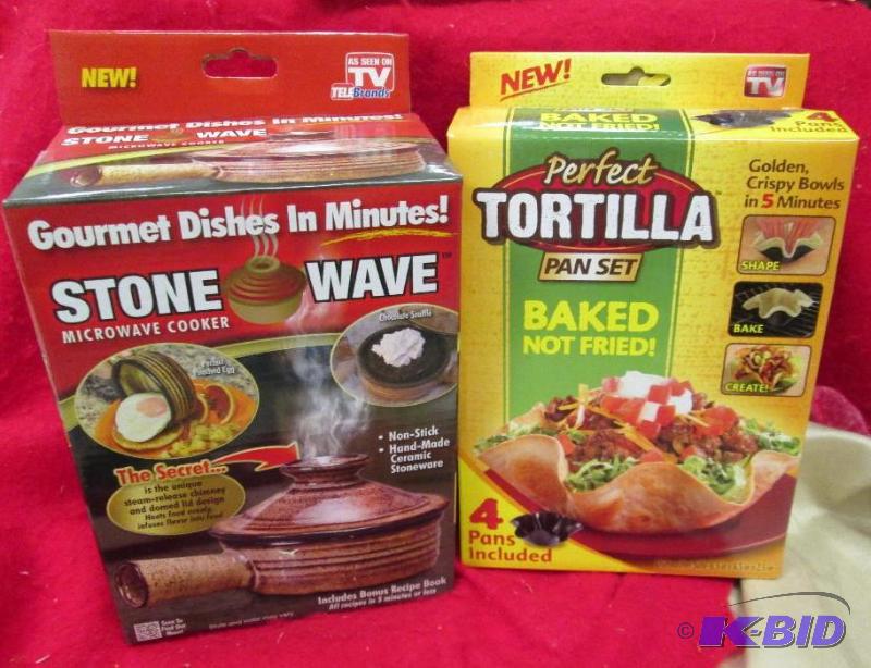 lot 3 image: Gourmet dishes in minutes Stone wave microwav...