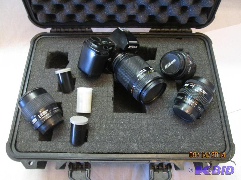 Pelican 1500 hardshell case. Several extra le...