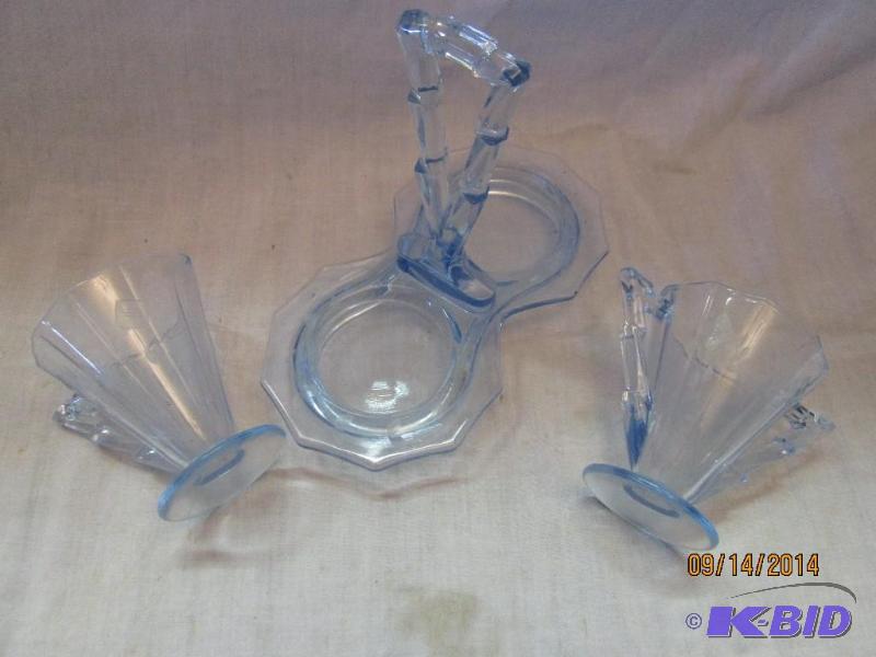 Fancy cream and sugar set with stand...