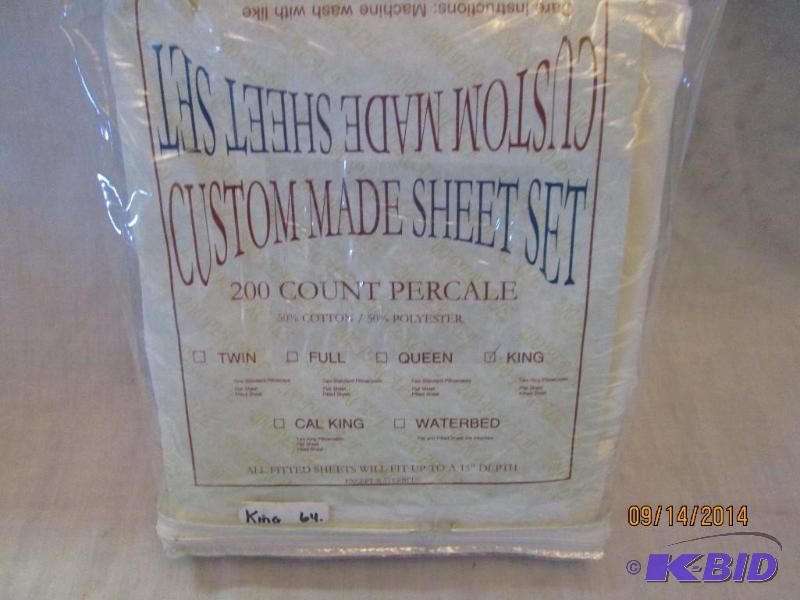 200 count Percale King size bedsheet, new...