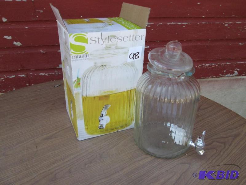 Springfield beverage dispenser, top is chippe...