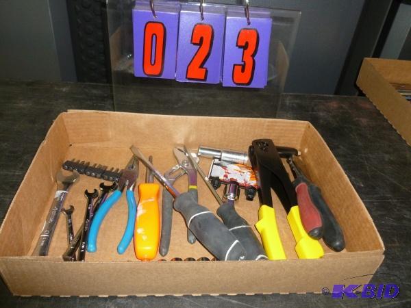 lot 23 image: Flat of tools. As shown. Riveter, gear wrench...