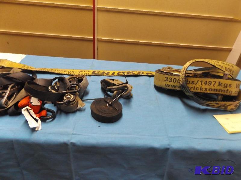 Heavy duty ratchet strap and 4 lighter ones...