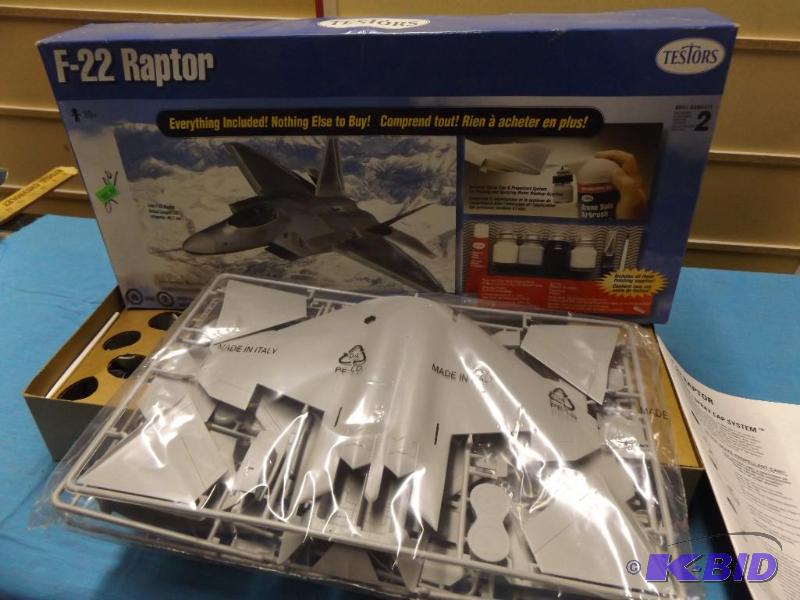 Testors F-22 Raptor Model...