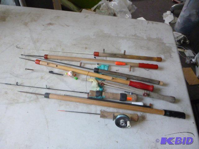 lot 10 image: Miscellaneous Ice Fishing Rods...