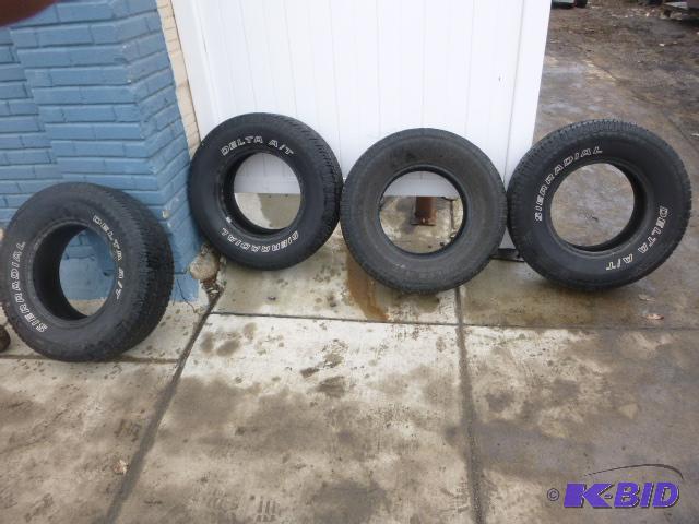 lot 100 image: 4 Delta AT Sierradial&nbspTires 235-75-R15 ...