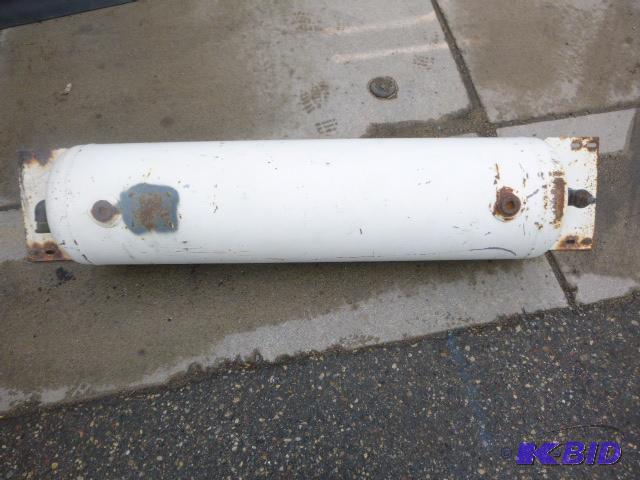 lot 103 image: Air Tank Approximately 125 gallon....