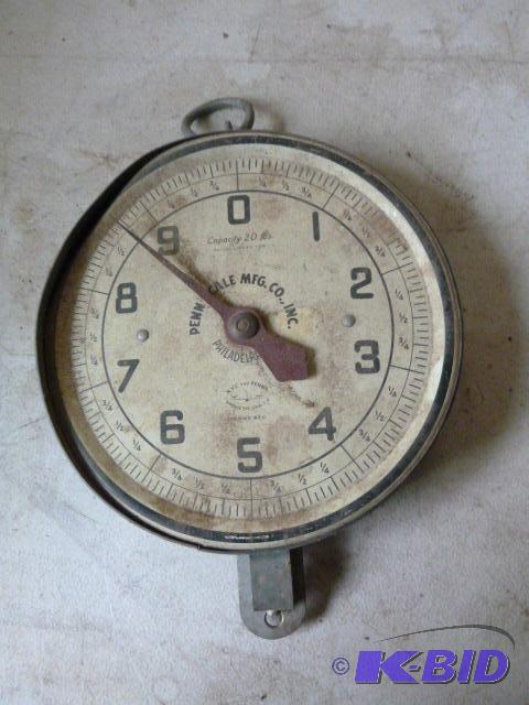 lot 132 image: Vintage Penn Scale...