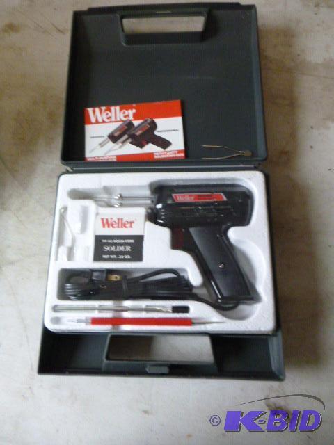 lot 133 image: New Weller Multi-Purpose Soldering Gun with C...